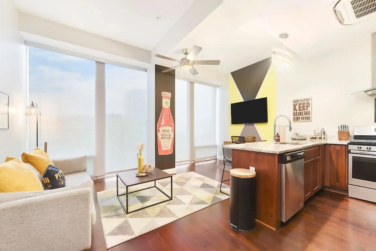Διαμέρισμα Hostwise Stays - The Washington At Chatham - Free Parking, Fitness Center Πίτσμπουργκ